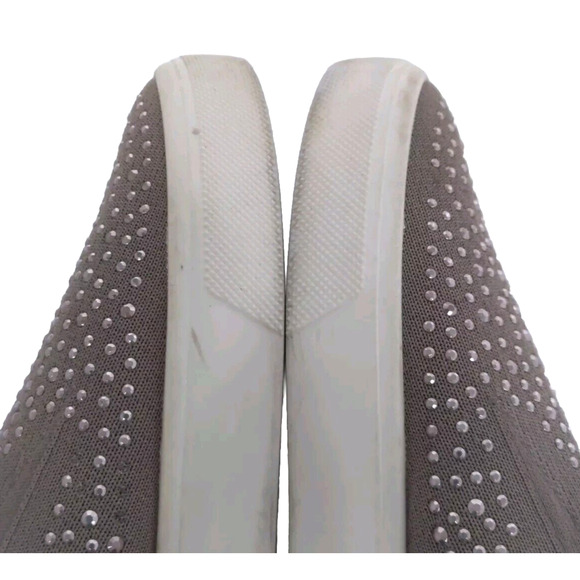 Skechers Poppy Studded Slip-On Sneaker Shoe Women's Size US 9.5 EU 39.5 Taupe - Picture 9 of 13